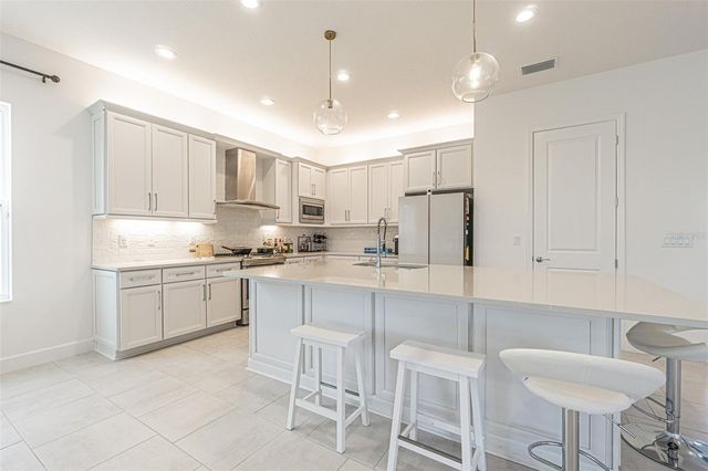 32353 ROSEWOOD MEADOW LANE, Wesley Chapel, FL 33543