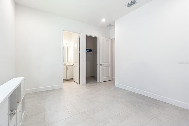 32353 ROSEWOOD MEADOW LANE, Wesley Chapel, FL 33543