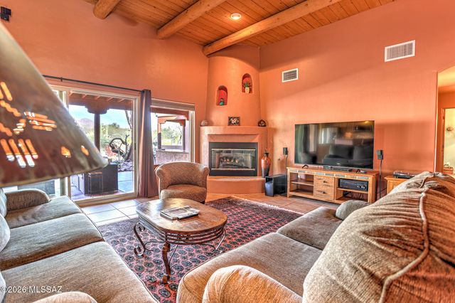 10301 E Placita Guanajuato, Tucson, AZ 85749