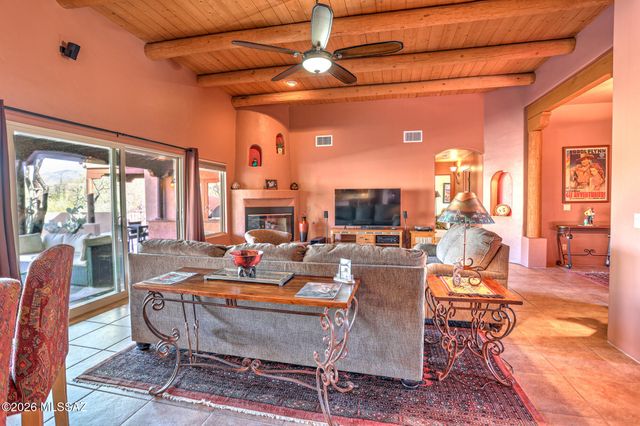 10301 E Placita Guanajuato, Tucson, AZ 85749