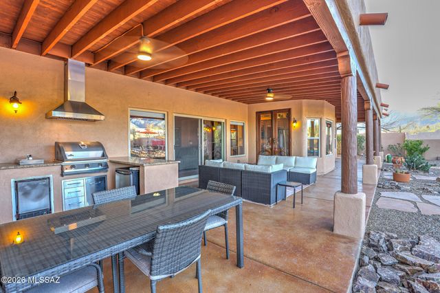 10301 E Placita Guanajuato, Tucson, AZ 85749