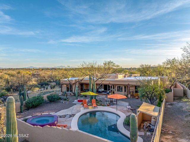 10301 E Placita Guanajuato, Tucson, AZ 85749