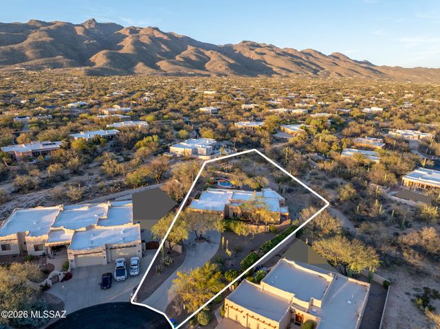 10301 E Placita Guanajuato, Tucson, AZ 85749