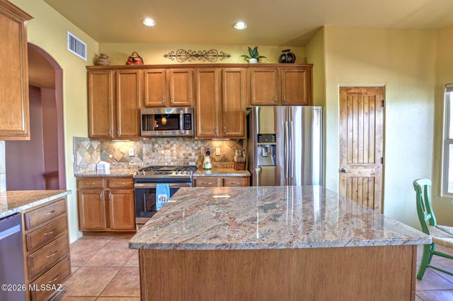 10301 E Placita Guanajuato, Tucson, AZ 85749