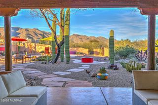 10301 E Placita Guanajuato, Tucson, AZ 85749