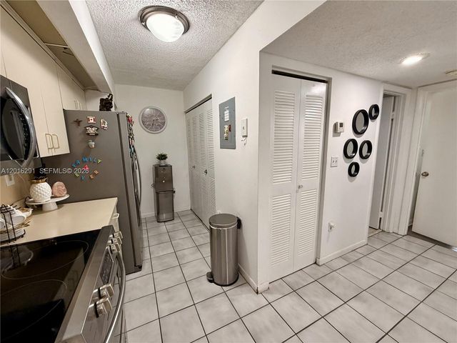 8520 SW 212th St 203, Cutler Bay, FL 33189