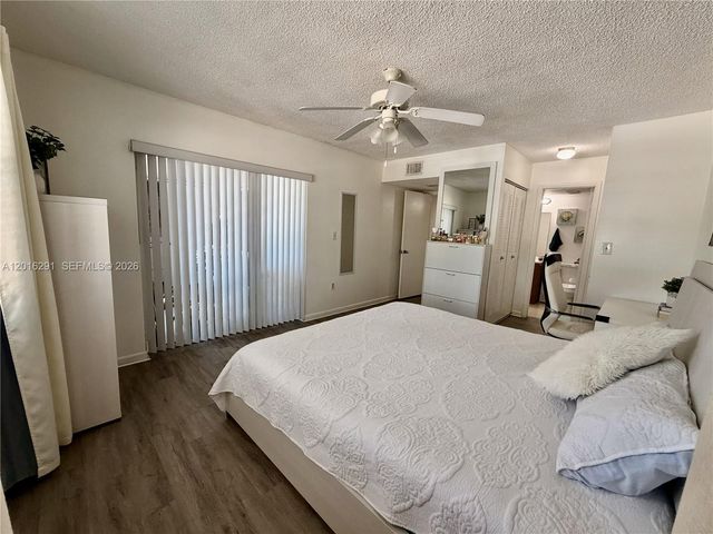 8520 SW 212th St 203, Cutler Bay, FL 33189