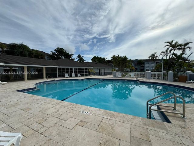8520 SW 212th St 203, Cutler Bay, FL 33189