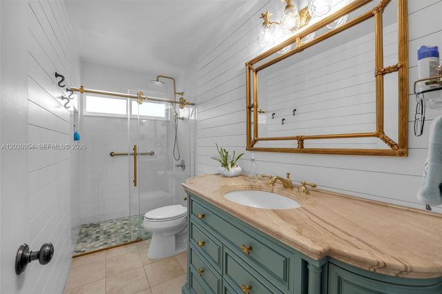 10421 SW 107th St, Miami, FL 33176
