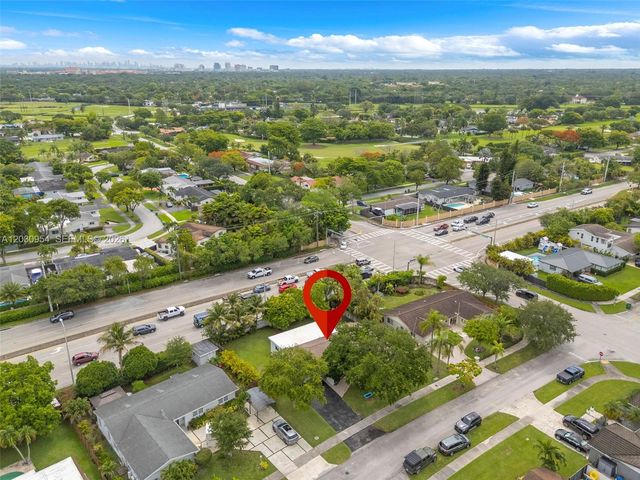 10421 SW 107th St, Miami, FL 33176