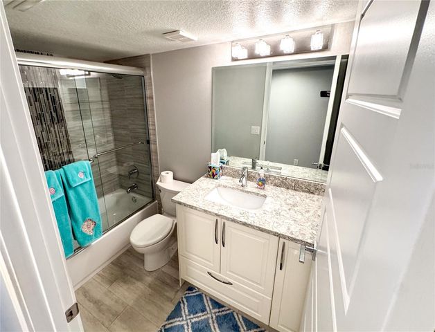 5300 WHITE CLIFF LANE 8, Orlando, FL 32812