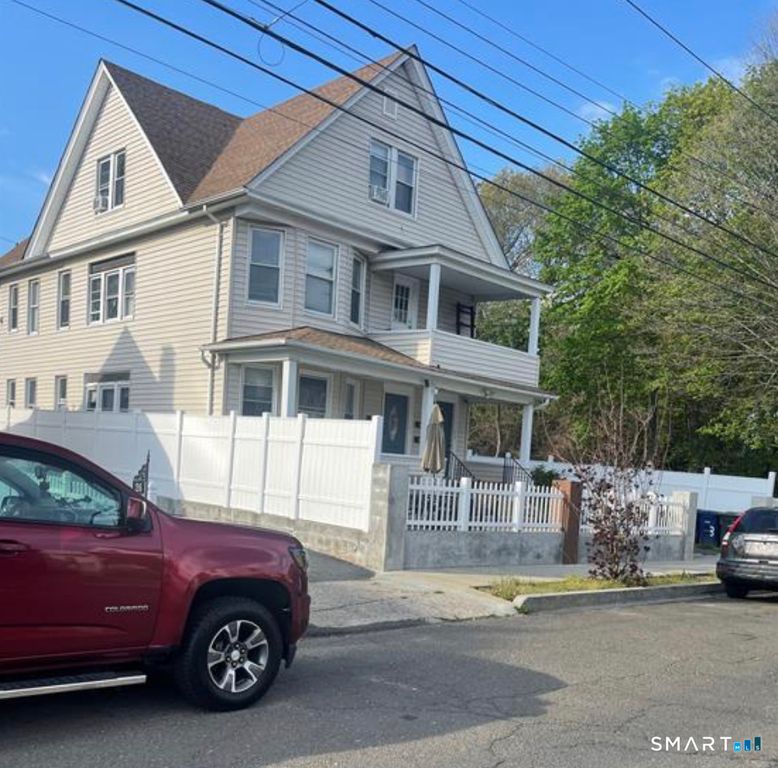 16 Charron Street, Bridgeport, CT 06606