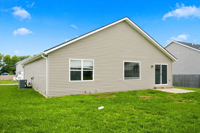 558 S Abigail Avenue, Republic, MO 65738
