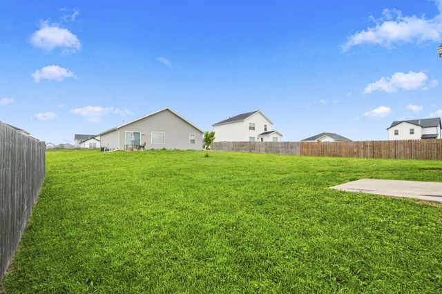 558 S Abigail Avenue, Republic, MO 65738
