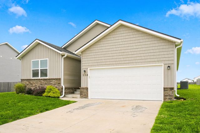 558 S Abigail Avenue, Republic, MO 65738