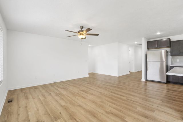 558 S Abigail Avenue, Republic, MO 65738