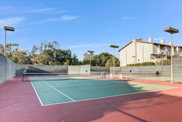 4050 La Jolla Village Drive, La Jolla, CA 92037
