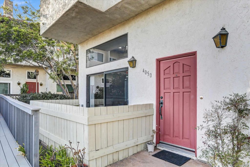 4050 La Jolla Village Drive, La Jolla, CA 92037