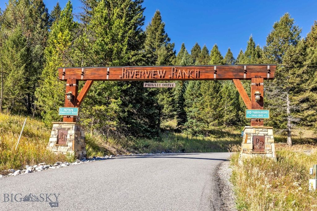 330 Stellar Jay Way, Gallatin Gateway, MT 59730 photo 21