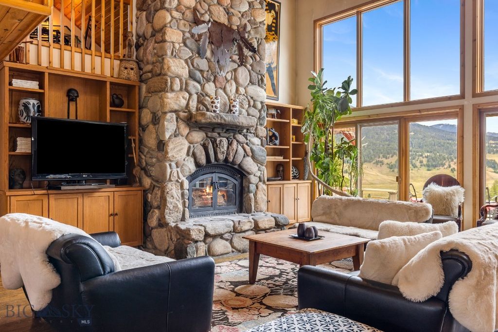 330 Stellar Jay Way, Gallatin Gateway, MT 59730 photo 5