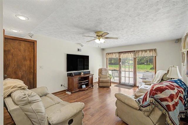 2611 Sandy Court, Marietta, GA 30066