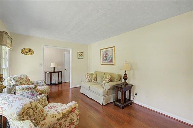 2611 Sandy Court, Marietta, GA 30066