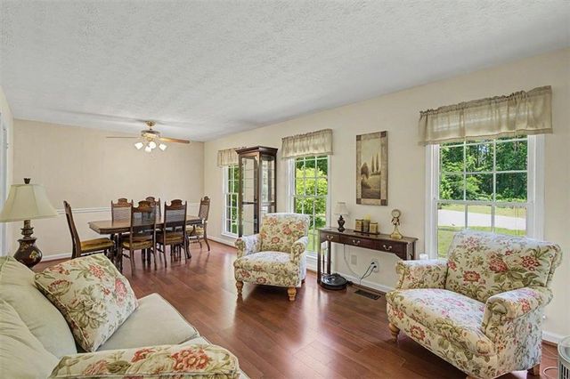 2611 Sandy Court, Marietta, GA 30066