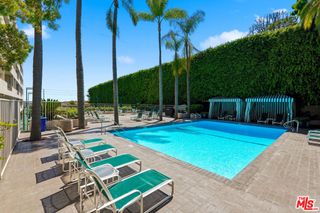 1131 Alta Loma Road 326, West Hollywood, CA 90069