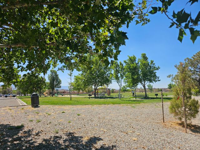 3704 Clear Creek Road NE, Rio Rancho, NM 87144