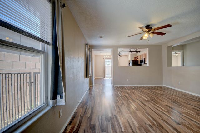 3704 Clear Creek Road NE, Rio Rancho, NM 87144