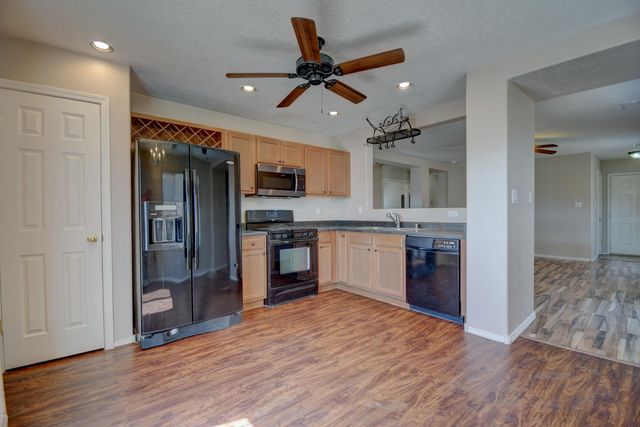 3704 Clear Creek Road NE, Rio Rancho, NM 87144