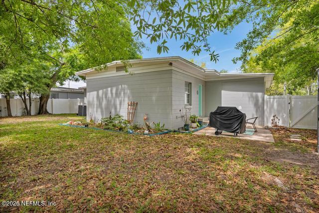 6218 CARRANZA Drive, Jacksonville, FL 32216