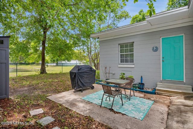 6218 CARRANZA Drive, Jacksonville, FL 32216