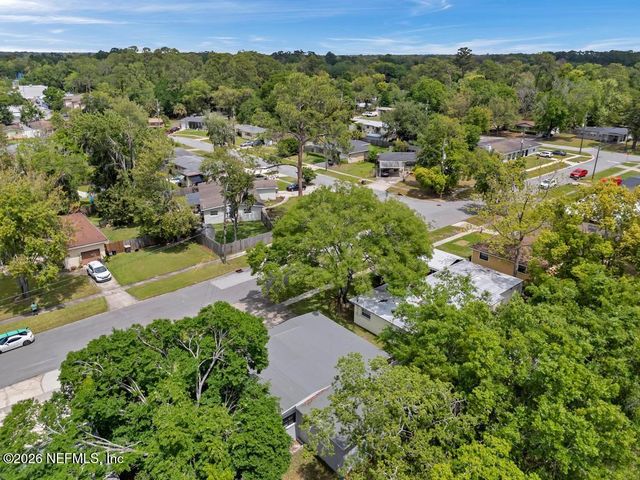 6218 CARRANZA Drive, Jacksonville, FL 32216