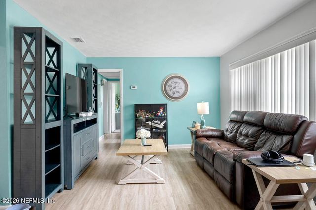 6218 CARRANZA Drive, Jacksonville, FL 32216