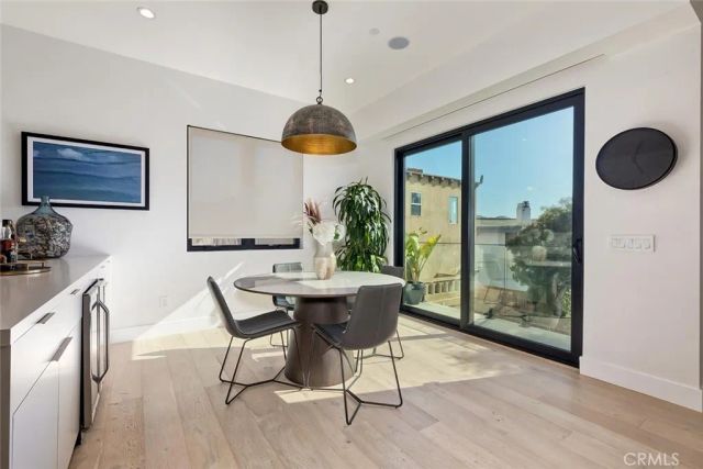 622 1st, Hermosa Beach, CA 90254