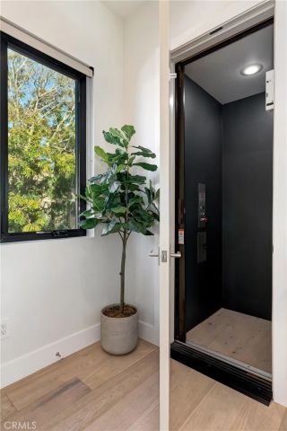 622 1st, Hermosa Beach, CA 90254