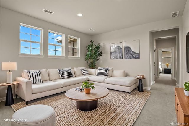 27500 E Lakeview Drive, Aurora, CO 80016