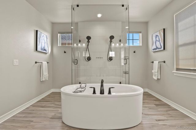 27500 E Lakeview Drive, Aurora, CO 80016