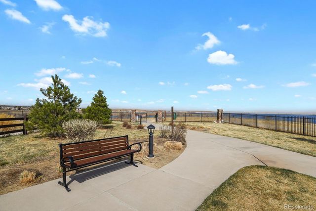 27500 E Lakeview Drive, Aurora, CO 80016