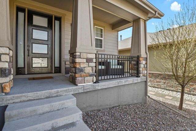 27500 E Lakeview Drive, Aurora, CO 80016