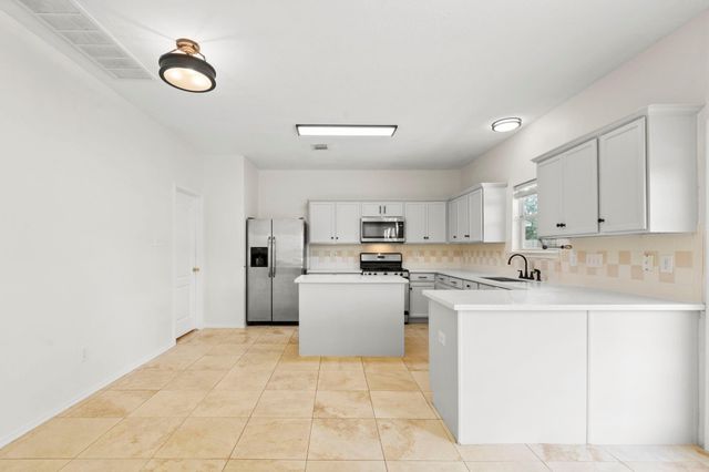 2106 Goldfinch Lane, League City, TX 77573