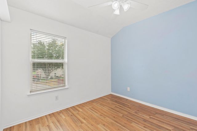 2106 Goldfinch Lane, League City, TX 77573