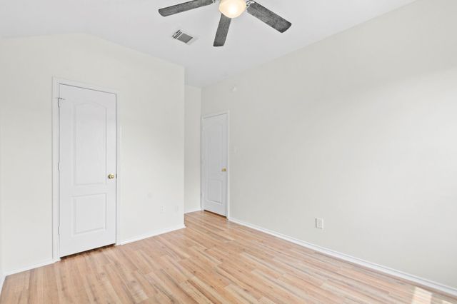 2106 Goldfinch Lane, League City, TX 77573