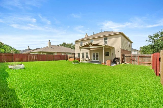 2106 Goldfinch Lane, League City, TX 77573