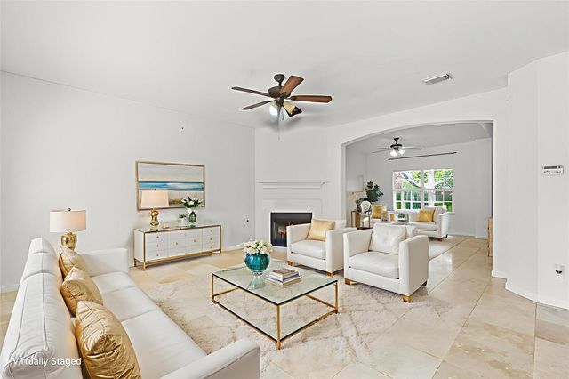 2106 Goldfinch Lane, League City, TX 77573