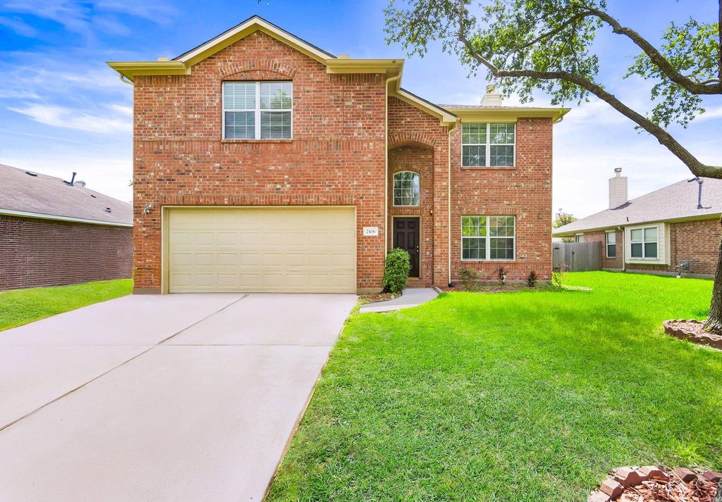 2106 Goldfinch Lane, League City, TX 77573
