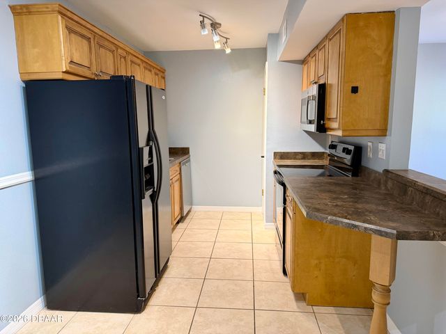 1600 Big Tree Rd Unit K1, Daytona Beach, FL 32119