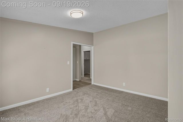 2267 Howe Road, Burton, MI 48519