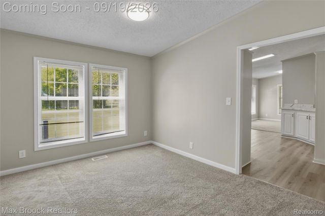 2267 Howe Road, Burton, MI 48519